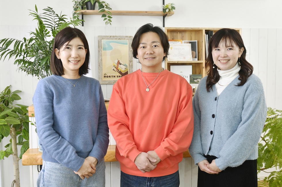 ヘアもネイルもまつ毛も、一つの空間で叶うトータル美容室