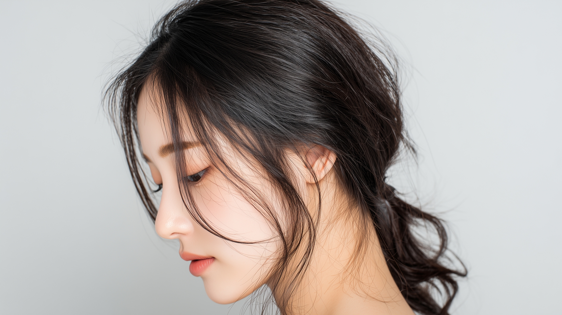 ヘアもネイルもまつ毛も、一つの空間で叶うトータル美容室